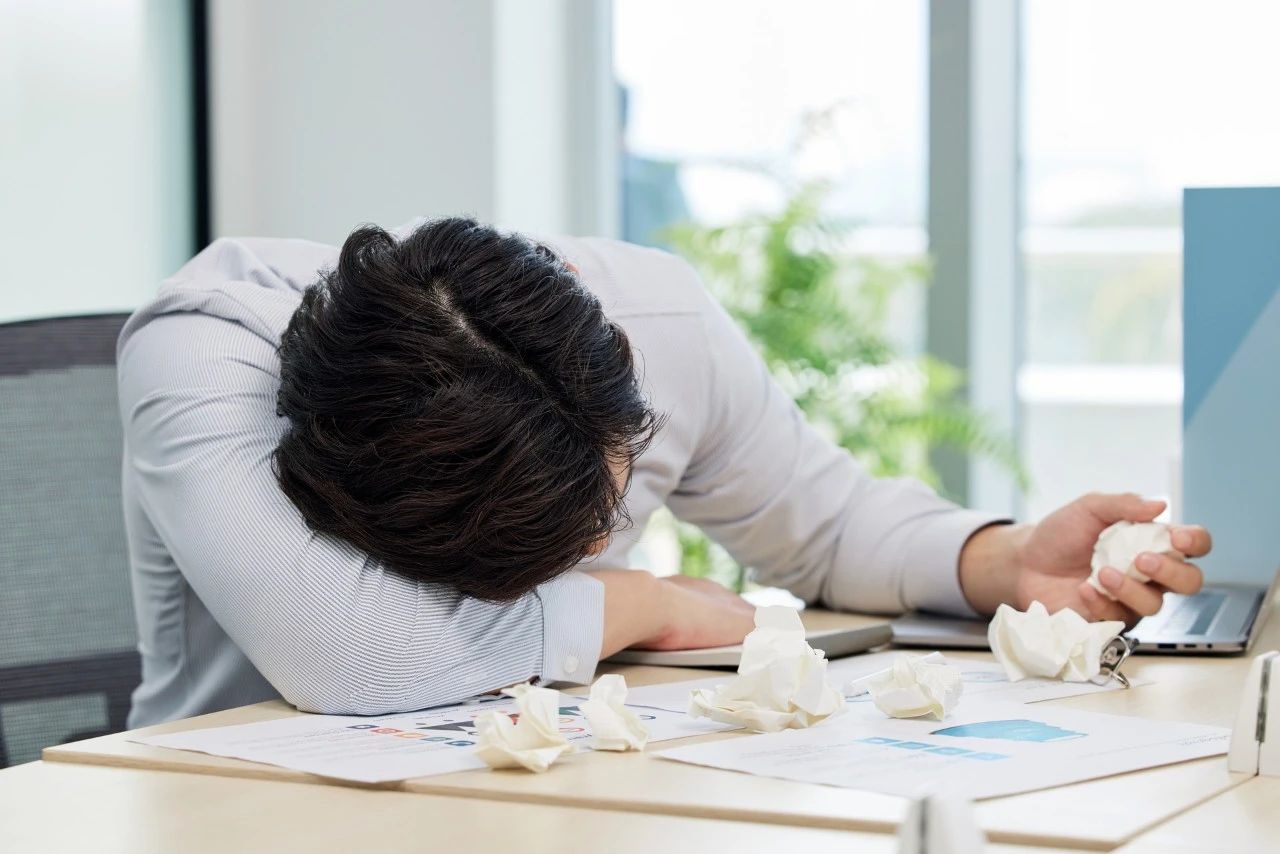 眼睛睜不開(kāi)？你不是沒(méi)睡好，可能是??！