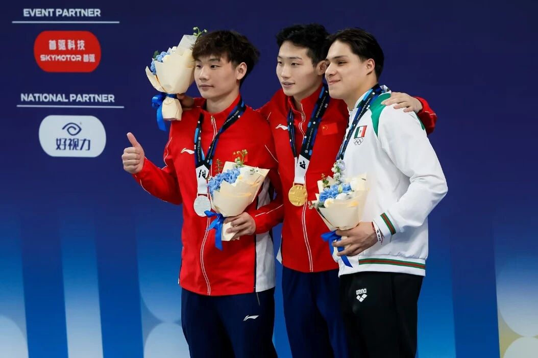 七金加冕，再沖冠！水立方見證夢之隊傳奇，北京好視力共鑒榮耀時刻